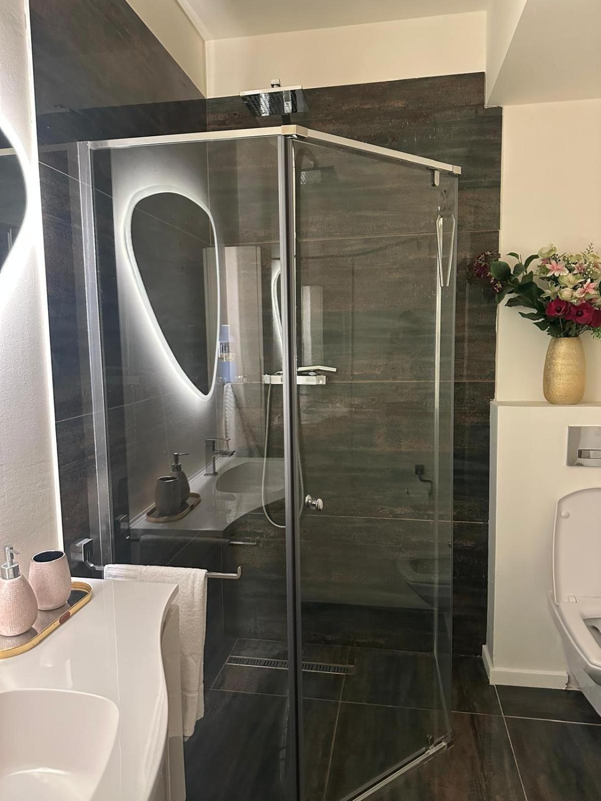 Sea View Luxury Apartament Navodari Bagian luar foto